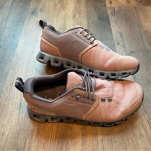 On Running Women’s Athletic Sneakers in Dusty Pink and Gray